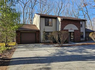 23 Pheasant Run #A, Smithfield, RI 02917