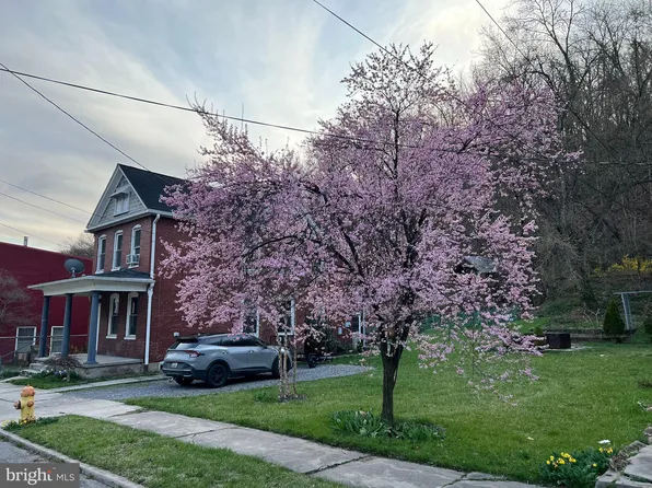 432 Goethe St, Cumberland, MD 21502