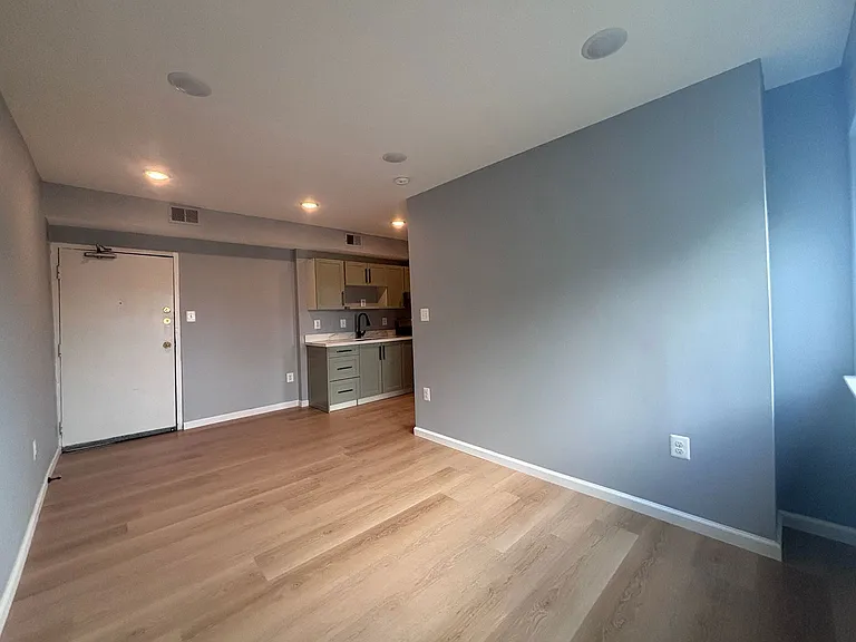 4936 Nash St NE — Photo 3
