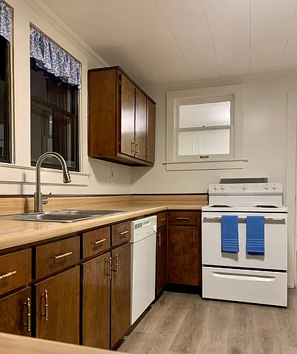 922 Mountain View Cir Photo 1