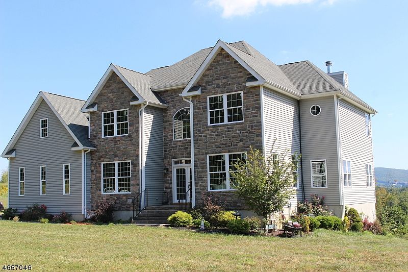1st image of 3 Anthony Ct