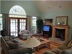 2nd image of 788 E Butternut Rd #A