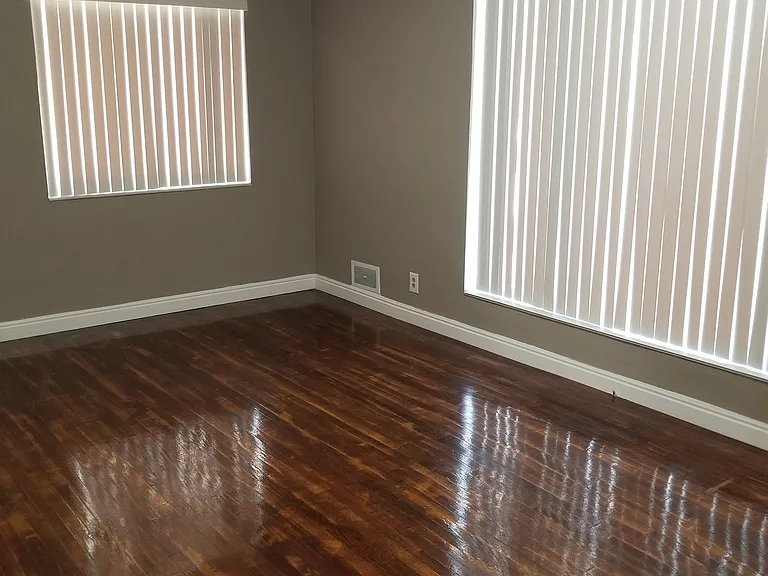 1584 N 300 W — Photo 5