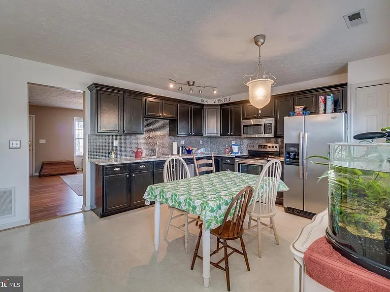 9909 W Midland Way — Photo 6