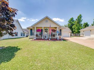 1214 Dolan Ln, Jerseyville, IL 62052