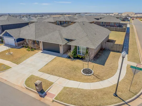 18025 Sunny Stone Ct, Edmond, OK 73012