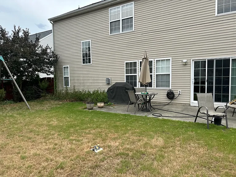 404 Treybrooke Dr — Photo 9