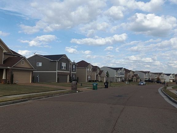 5th image of 4492 Hughes Meadow Dr