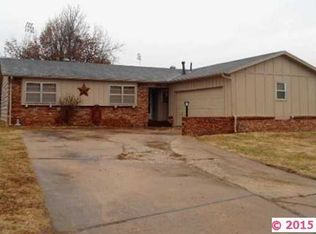 141 Granada Dr, Mannford, OK 74044