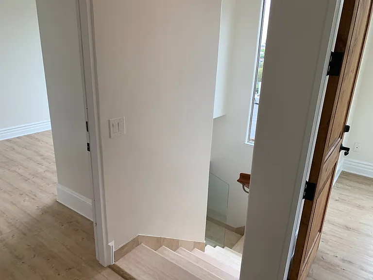 1276 Pine Ave — Photo 13