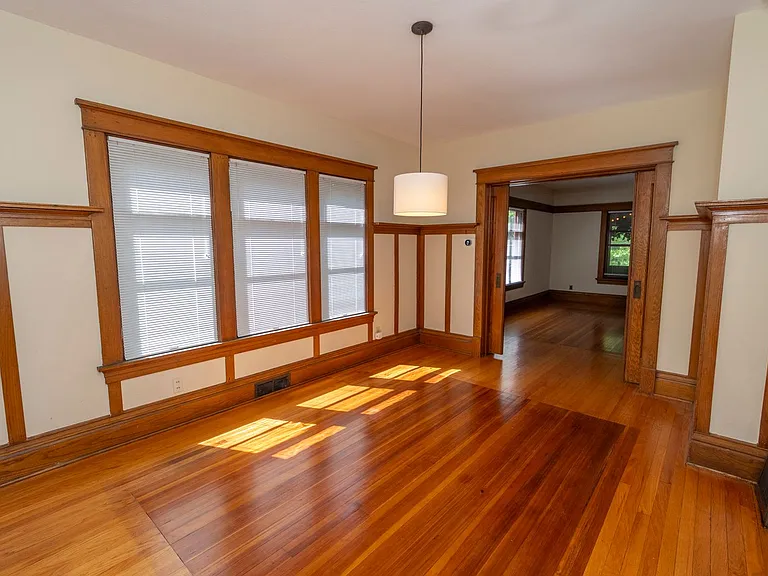 1106 Woodward Ave — Photo 8