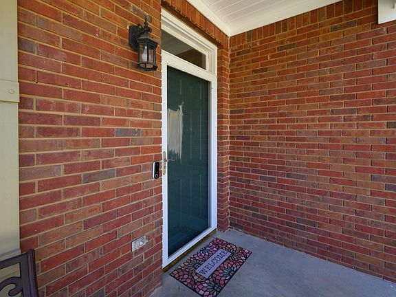 5th image of 513 Magnolia Crest Cir