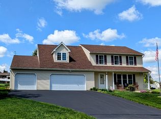 490 Red Hill Rd, Narvon, PA 17555