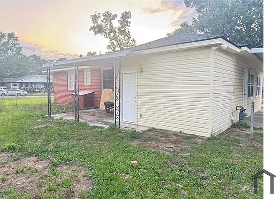 1526 Dade St — Photo 14