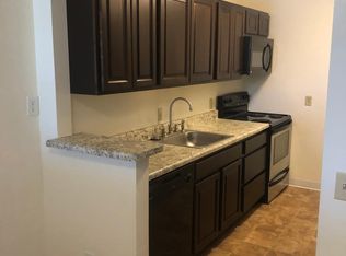 25 Sugar Maple Ln, Saint Charles, MO 63303