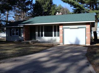 346 N 3rd St, Eagle River, WI 54521