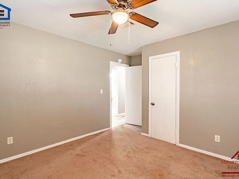 2610 NW Lindy Ave — Photo 39