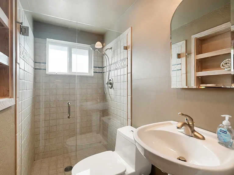 13 Pirates Dr — Photo 10