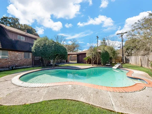 2002 Rampart Street, League City, TX 77573