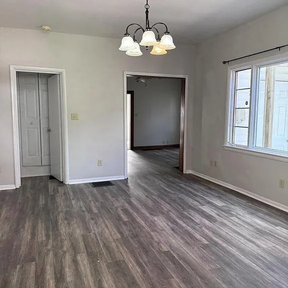 628 E Bowman St — Photo 6