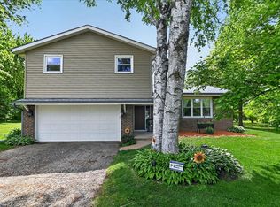 3795 Sunhill Dr, Madison, WI 53718