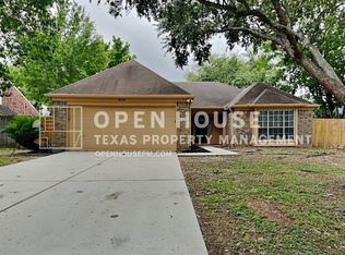4010 Spring Meadow Dr, Pearland, TX 77584