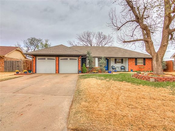 5th image of 717 Park Dr
