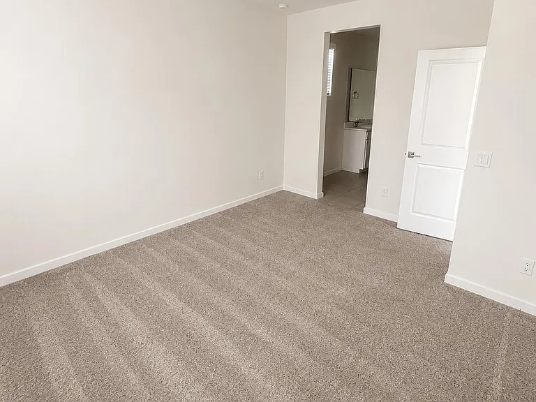 40492 W Jenna Ln — Photo 6