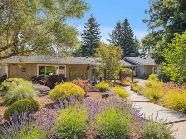 822 Mesa Ct, Palo Alto, CA 94306