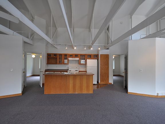 2nd image of 1021 N Molly Ct