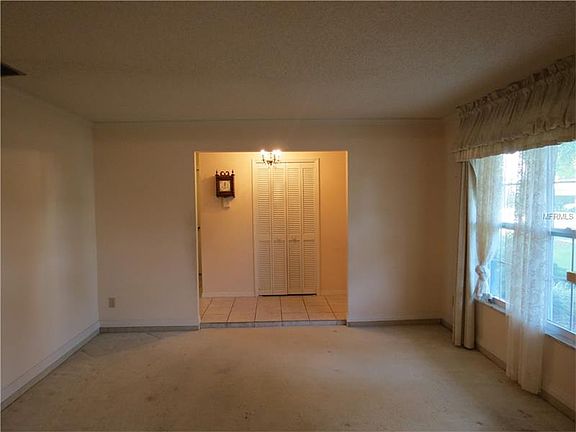 5th image of 3125 Nicholson Dr