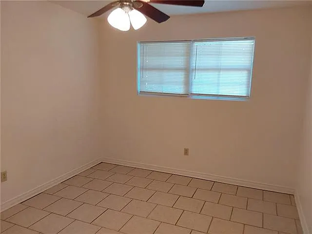 2009 Bartolo St — Photo 12