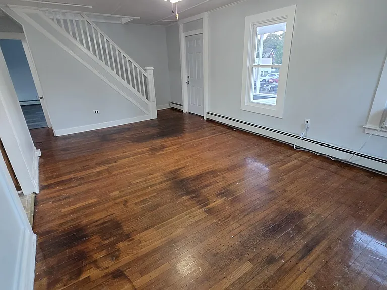 627 N Main St #2 — Photo 7