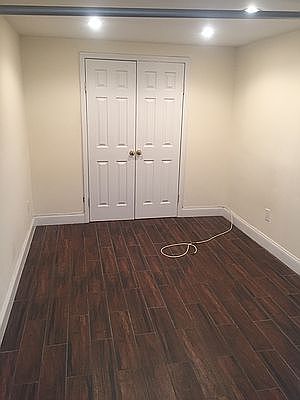 4th image of 442 W 54th St