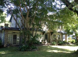 417 E Waverly Rd, Wyncote, PA 19095