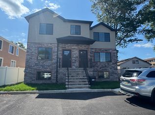 20 Church Ave #2, Staten Island, NY 10314