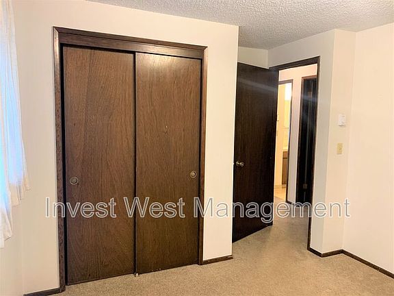 4th image of 3408 E 18th St #N