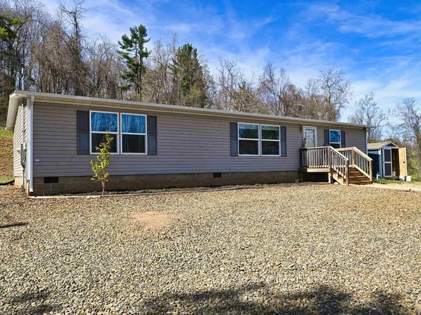 3767 Franklin Pike SE, Floyd, VA 24091