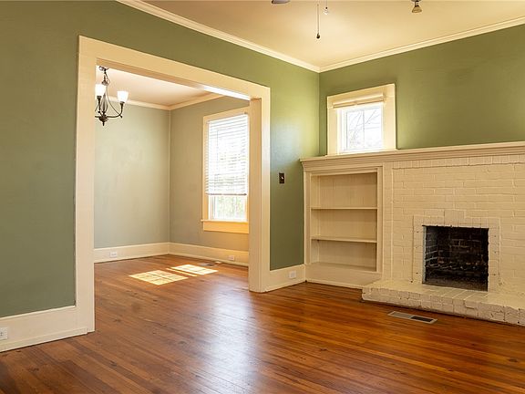 5th image of 709 Avenue E