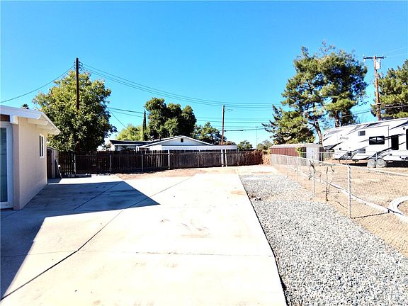 3rd image of 34254 Rosemont Dr #34254