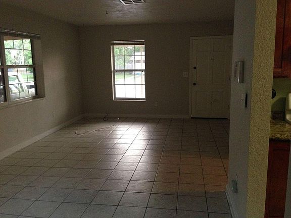 3rd image of 1441 Stillwater Ave