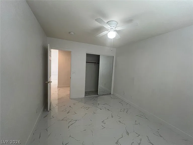 5645 W Katie Ave — Photo 24