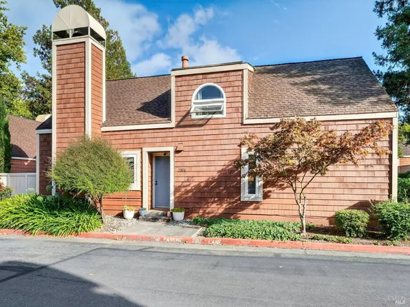 2506 Lakeview Drive, Santa Rosa, CA 95405