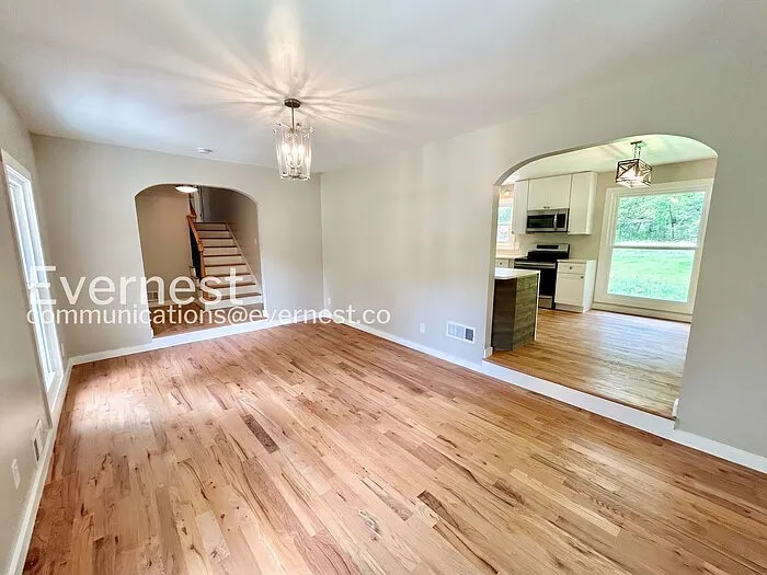 195 Jade Cove Dr — Photo 6