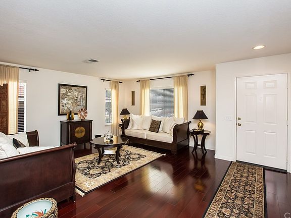 5th image of 2556 Fairglen Pl