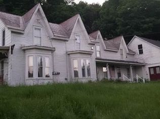 300 Coach Rd, Chester, VT 05143