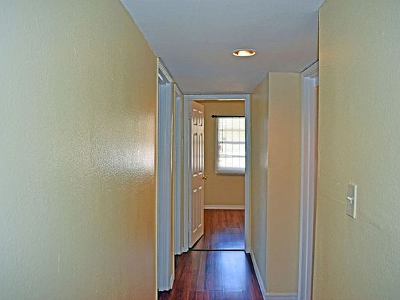 4th image of 4608 N 29th St