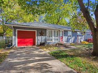 1420 S Western Ave, Champaign, IL 61821