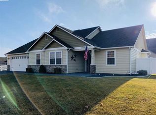 4309 Norma Loop, West Richland, WA 99353