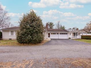 81 Elwood Ave, Flemington, NJ 08822